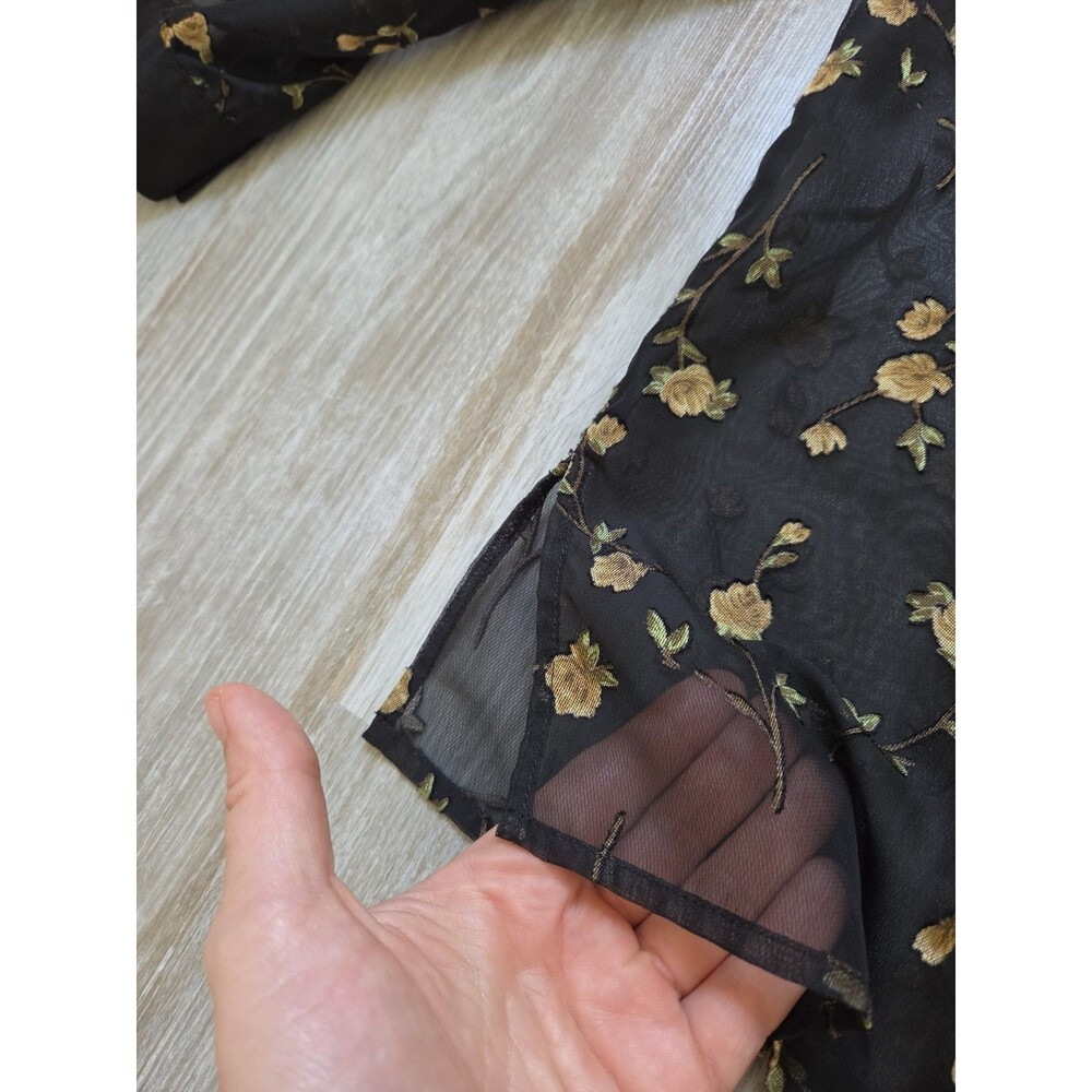 BonWorth M Petite Black Sheer Floral Embroidered Button Up Blouse Long Sleeve - Picture 5 of 8